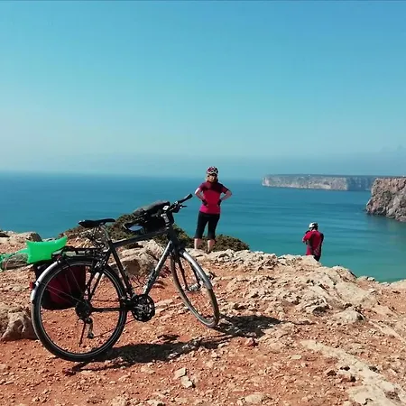 Gasthuis Blacksheep & Surf Sagres