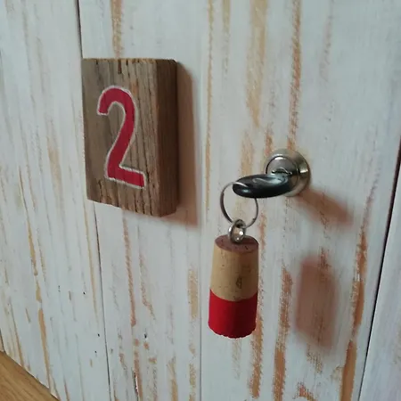 Blacksheep & Surf * Σάγκρες