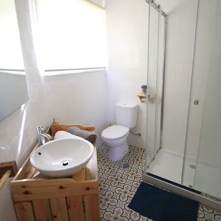 Blacksheep & Surf * Sagres